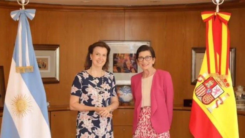 España anunció que retira a su embajadora en Buenos Aires de forma definitiva