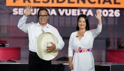 Fujimori amplía su estrecha ventaja en Perú y Sánchez llama a defender el voto